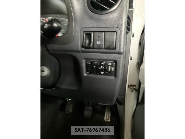 Suzuki JIMNY 2009-09 8883789-15