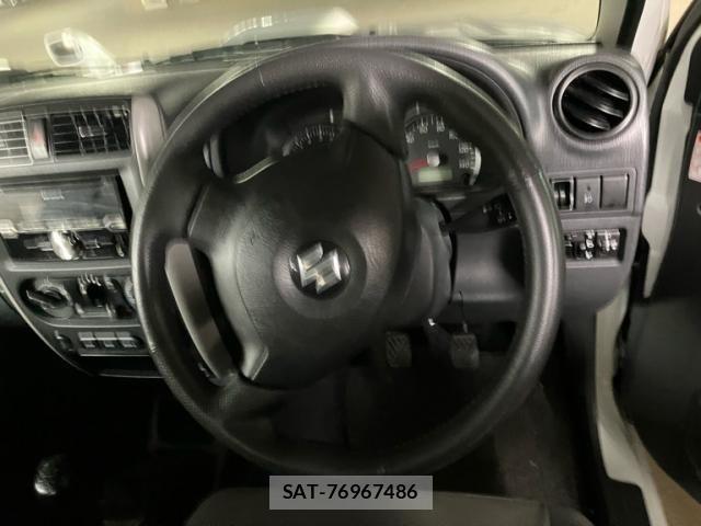 Suzuki JIMNY 2009-09 8883789-16