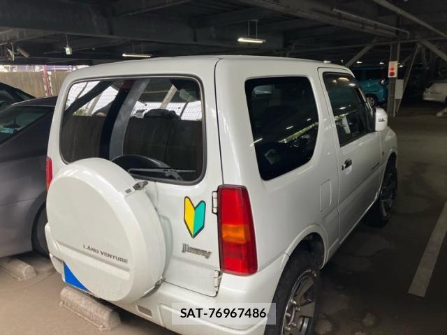 Suzuki JIMNY 2009-09 8883789-2