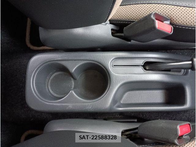 Suzuki JIMNY 2018-04 8883782-18