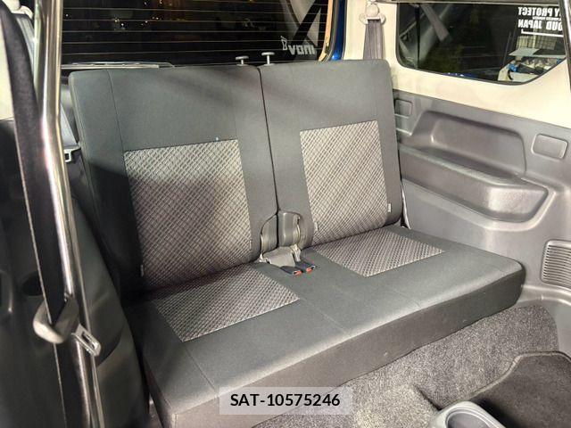 Suzuki JIMNY 2018-05 8883784-6