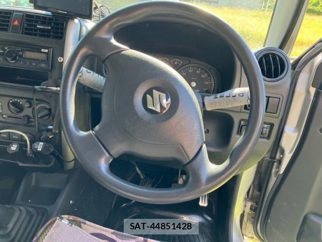 Suzuki JIMNY 2009-07 8883787-20