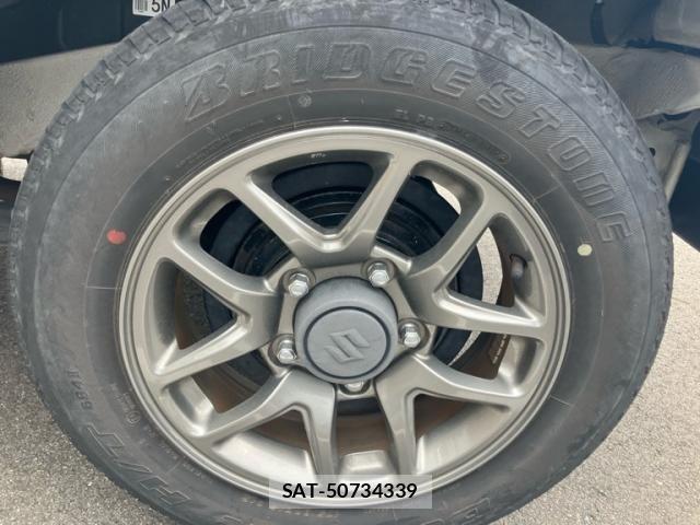Suzuki JIMNY 2019-04 8883780-4