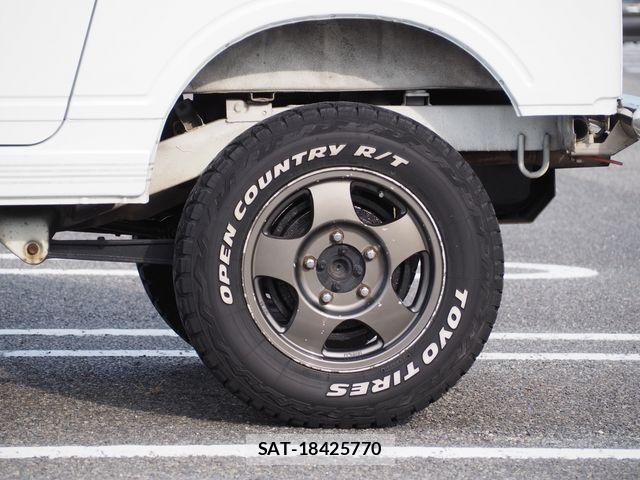 Suzuki JIMNY 1996-01 7877052-10