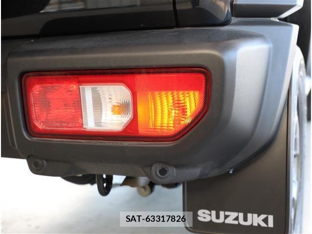 Suzuki JIMNY 2025-04 3421635-26