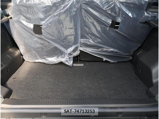 Suzuki JIMNY 2026-01 4139683-17