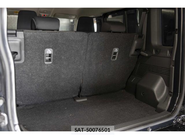 Suzuki JIMNY 2025-06 4371325-29