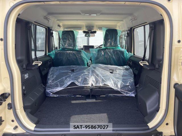 Suzuki JIMNY 2025-11 4961620-9