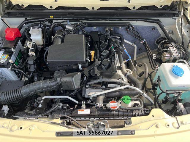 Suzuki JIMNY 2025-11 4961620-17