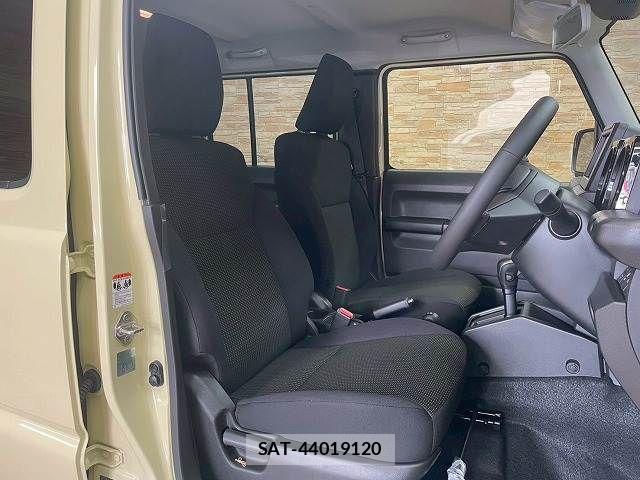 Suzuki JIMNY 2026-02 6001994-4