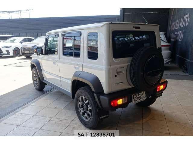 Suzuki JIMNY 2025-04 6264620-4