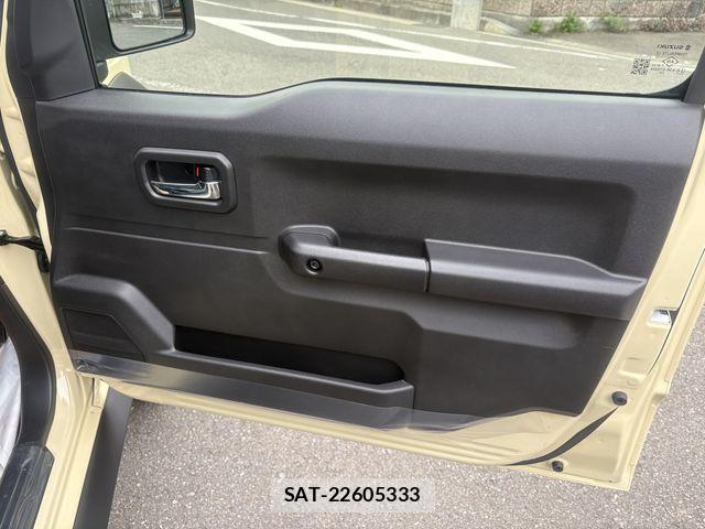 Suzuki JIMNY 2026-03 6264629-4