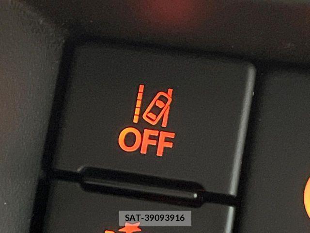 Suzuki JIMNY 2026-03 6545372-6