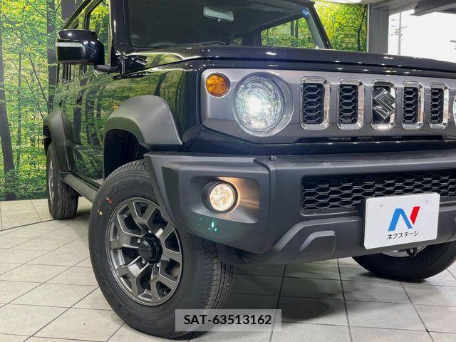 Suzuki JIMNY 2026-03 6672100-11