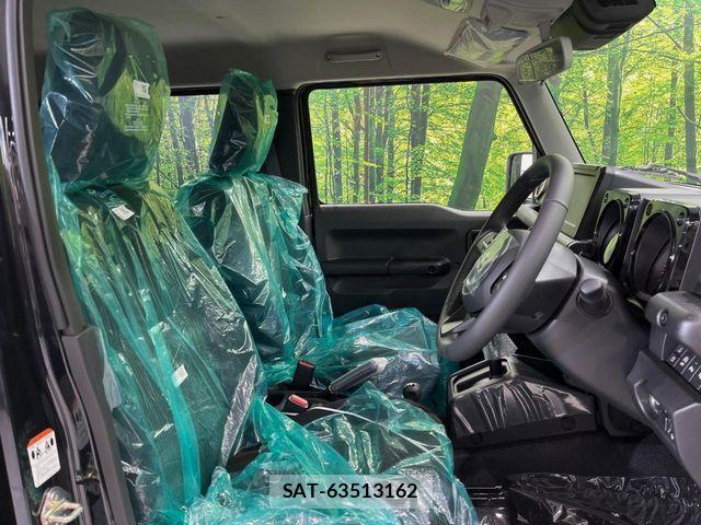 Suzuki JIMNY 2026-03 6672100-7