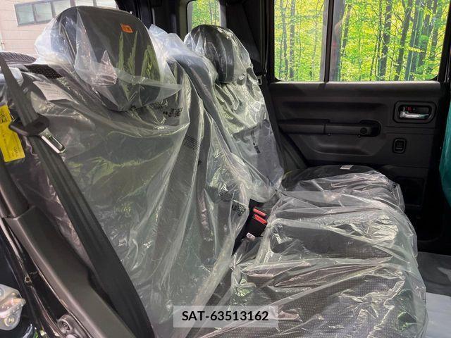 Suzuki JIMNY 2026-03 6672100-8