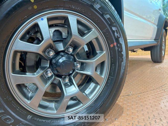 Suzuki JIMNY 2026-04 6676484-12