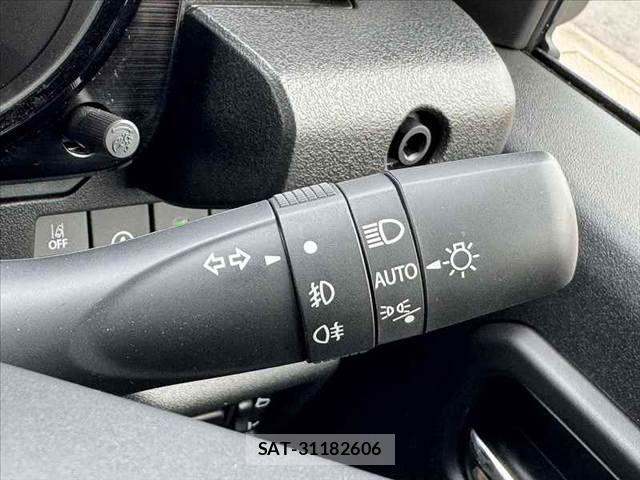 Suzuki JIMNY 2026-04 6676499-22