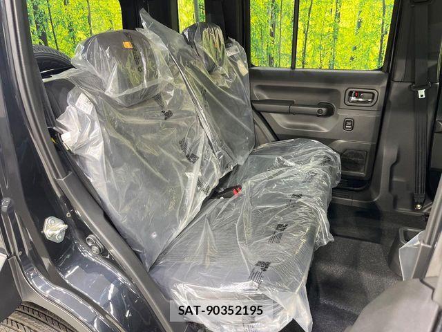 Suzuki JIMNY 2026-04 6716404-8