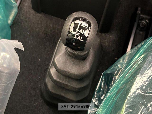 Suzuki JIMNY 2026-04 6752061-2
