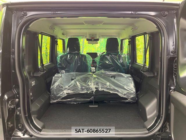 Suzuki JIMNY 2026-03 6752070-9