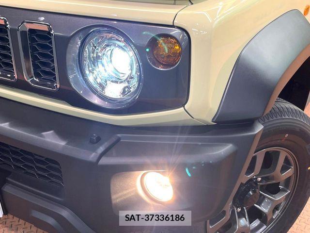 Suzuki JIMNY 2026-03 6752071-11