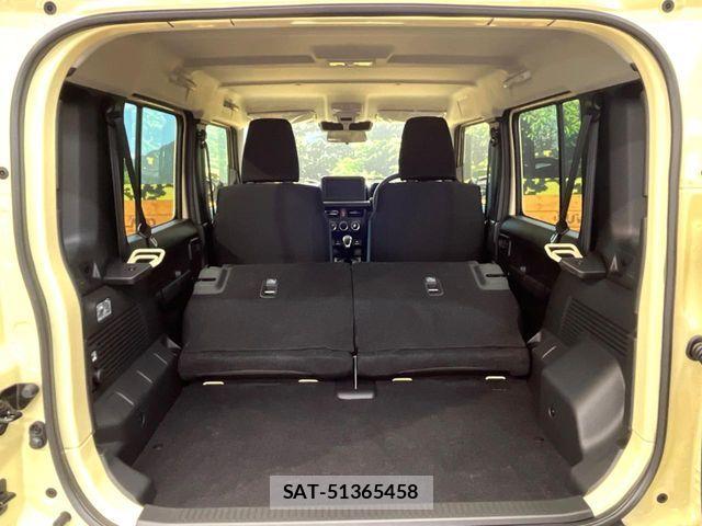Suzuki JIMNY 2026-04 6815446-9