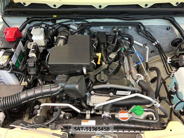 Suzuki JIMNY 2026-04 6815446-17