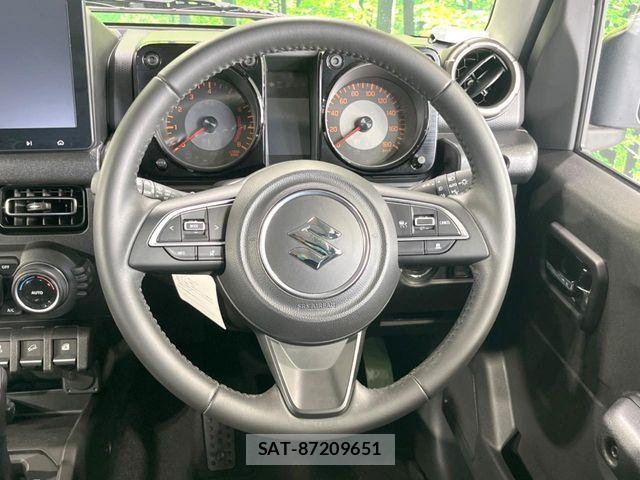 Suzuki JIMNY 2025-04 6815457-10