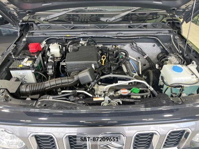 Suzuki JIMNY 2025-04 6815457-17