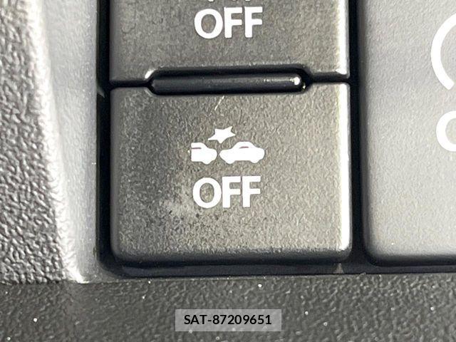 Suzuki JIMNY 2025-04 6815457-3