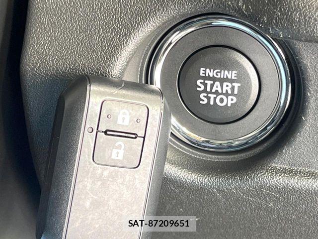 Suzuki JIMNY 2025-04 6815457-6
