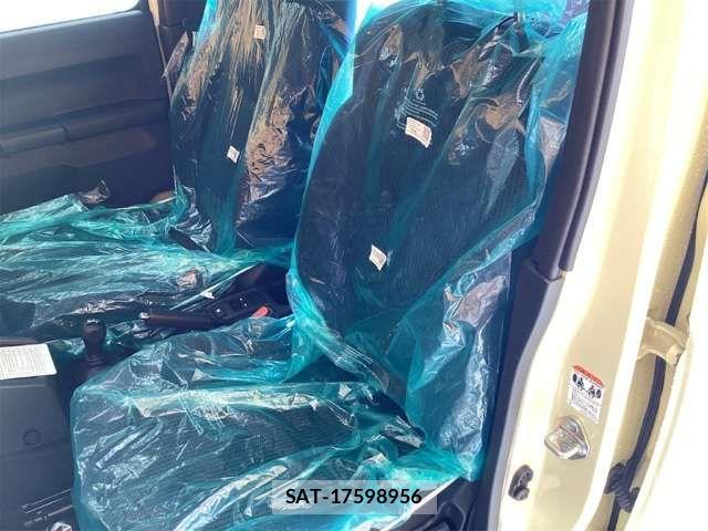 Suzuki JIMNY 2025-11 6907198-16