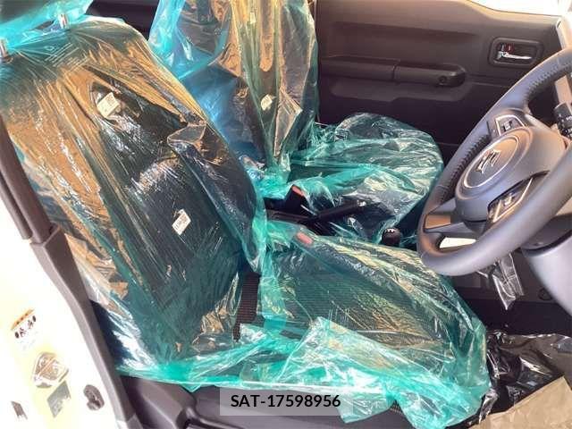 Suzuki JIMNY 2025-11 6907198-17