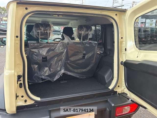 Suzuki JIMNY 2025-10 6907051-13