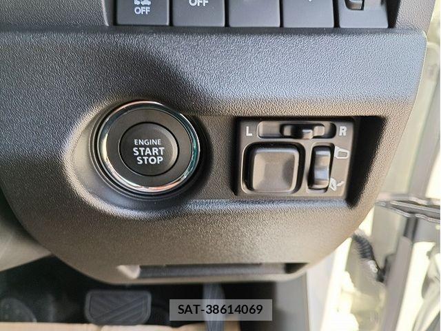 Suzuki JIMNY 2026-03 7059042-16