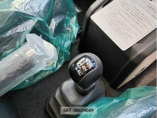 Suzuki JIMNY 2026-03 7059042-25