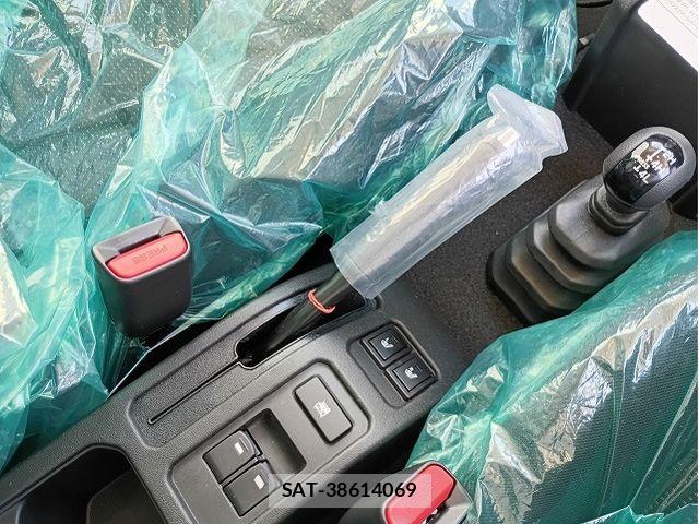 Suzuki JIMNY 2026-03 7059042-26