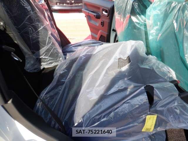 Suzuki JIMNY 2026-04 7059045-18
