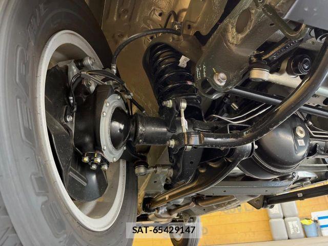 Suzuki JIMNY 2026-03 7059033-19