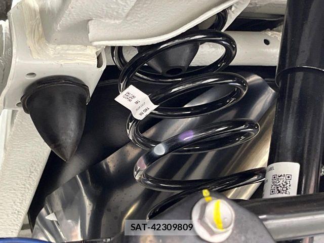 Suzuki JIMNY 2026-04 7059034-15