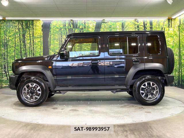 Suzuki JIMNY 2025-07 7059038-17