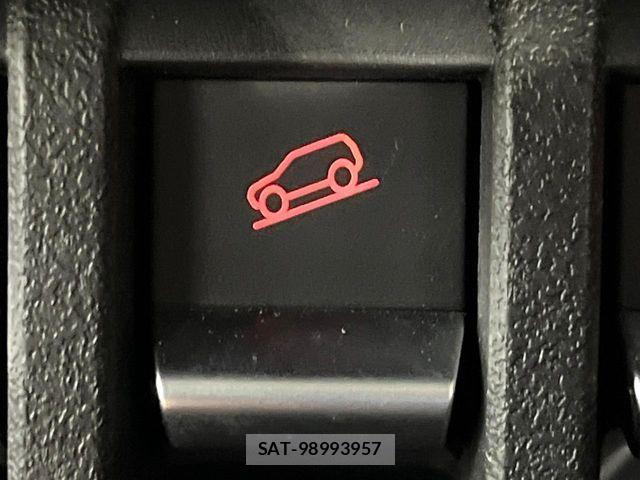 Suzuki JIMNY 2025-07 7059038-3