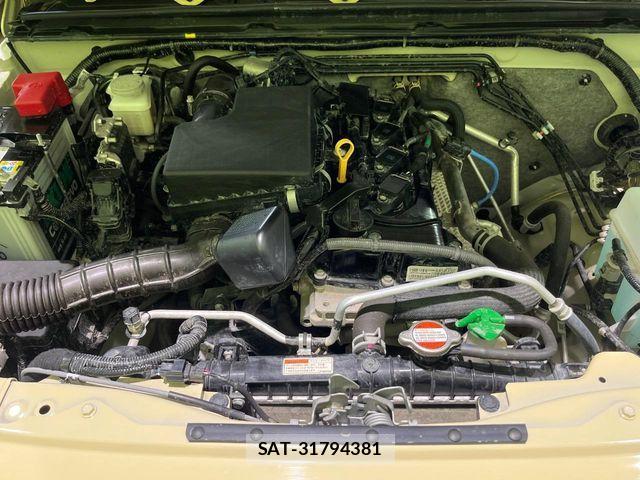 Suzuki JIMNY 2025-06 7198694-17