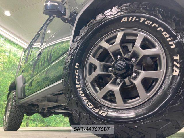 Suzuki JIMNY 2025-04 7220266-12