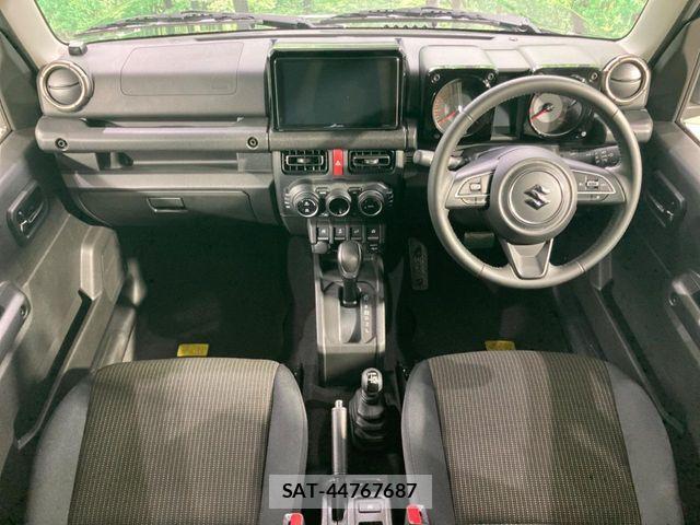 Suzuki JIMNY 2025-04 7220266-1