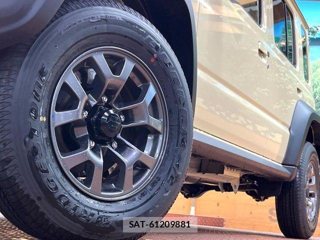Suzuki JIMNY 2026-02 7220287-13
