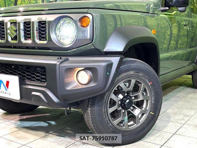 Suzuki JIMNY 2026-04 7220310-11