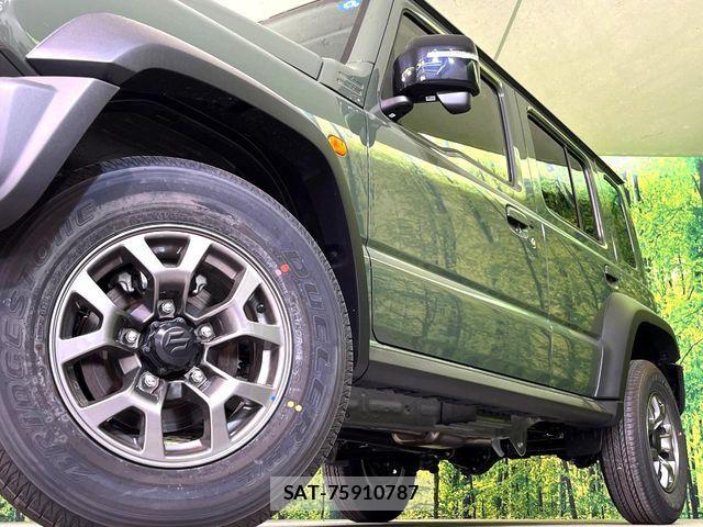 Suzuki JIMNY 2026-04 7220310-12