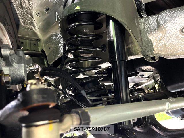 Suzuki JIMNY 2026-04 7220310-19